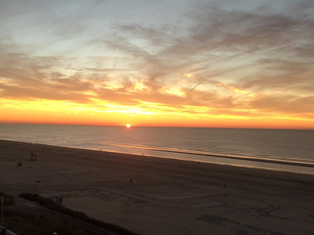Berrie'S Sea View Apartment Zandvoort Ngoại thất bức ảnh